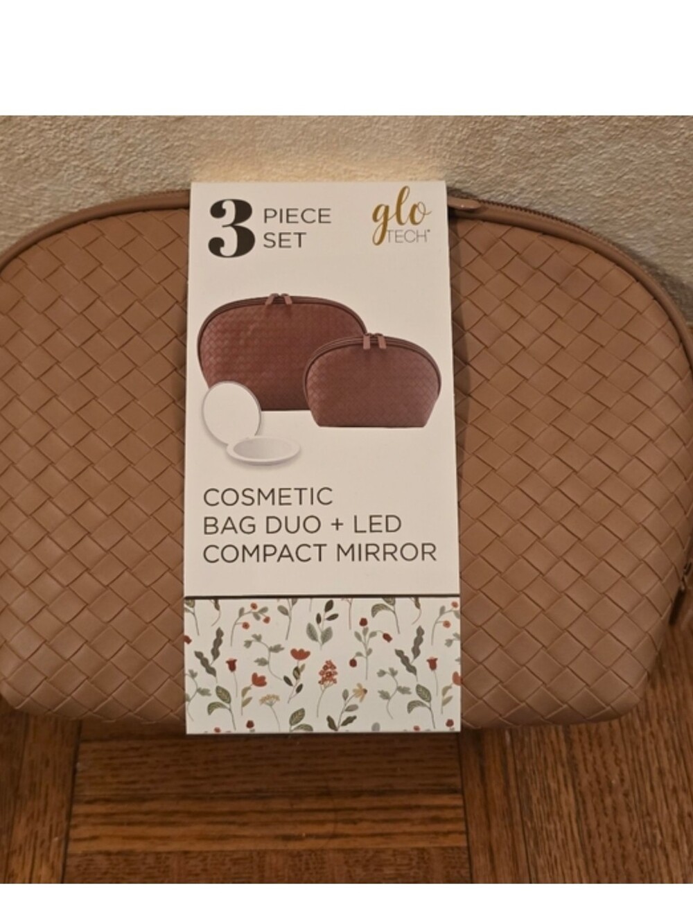 Glow Tech Cosmetic 3 Piece Set Mocha Color Bag Duo Led Compact Mirror